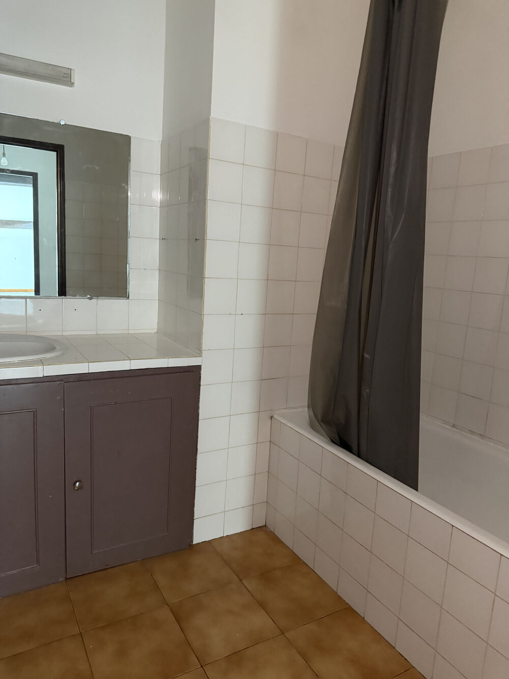 Location Appartement À LOUER   APPARTEMENT 88m2   CHÂTEAURENARD Chateaurenard
