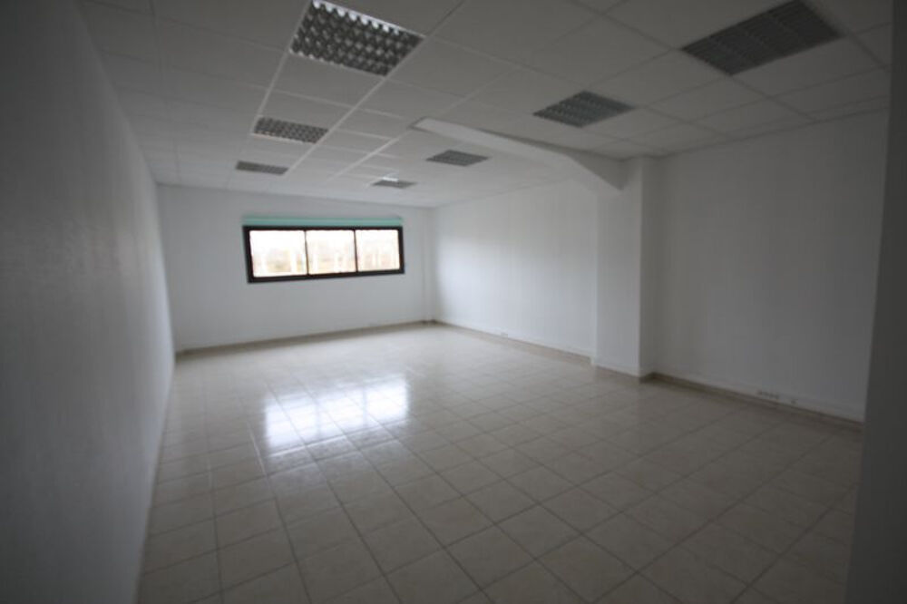   A LOUER - Plateau de bureaux 200m2 - CASTANET-TOLOSAN Castanet tolosan