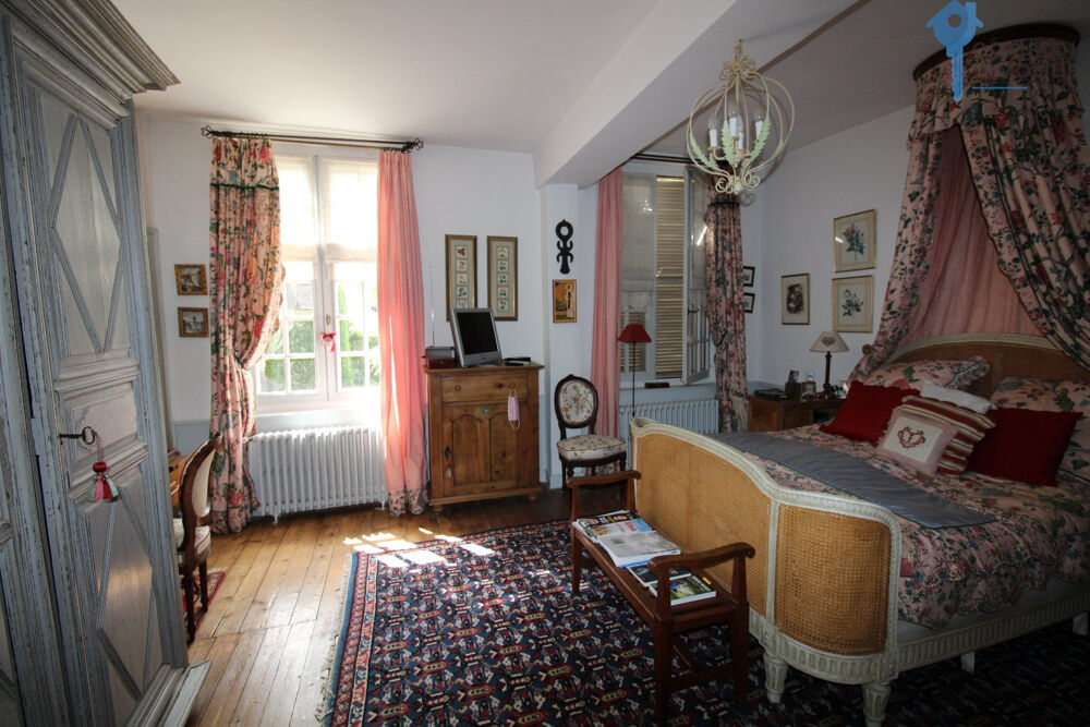 Dpt Eure (27) à vendre Hôtel particulier des XIV et XVème siècles avec ses dépendances