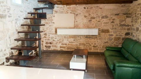  DPT (30) MAISON DE VILLAGE  VENDU MEUBLE  A VALLABREGUES Maison - 2 pièce(s) - 39 m²