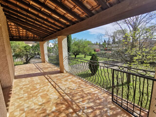  Maison  vendre 5 pices 250 m