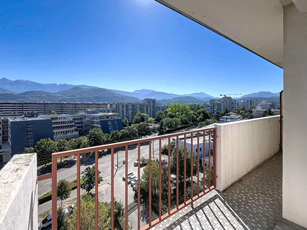 Isère (38) - A Vendre GRENOBLE - Appartement dernier étage T4 69m2 - Balcon Parking fermé