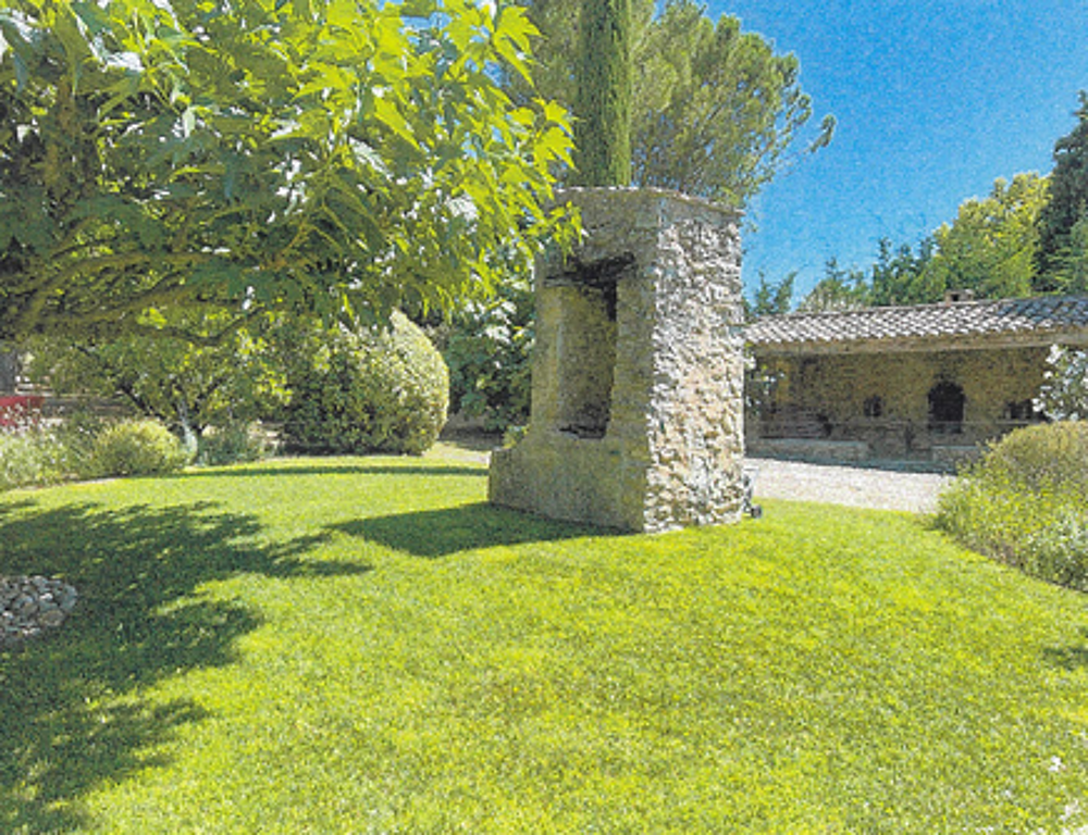 à vendre  Propriété/château Apt (84400)