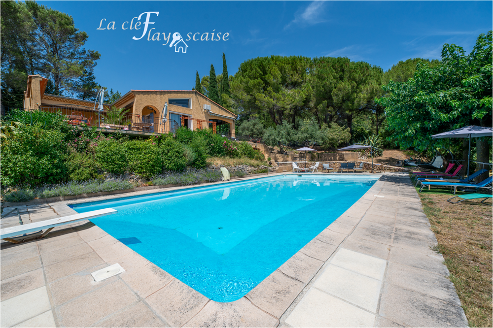 VAR (83) - À VENDRE - FLAYOSC - Superbe Villa provençale avec 4 chambres