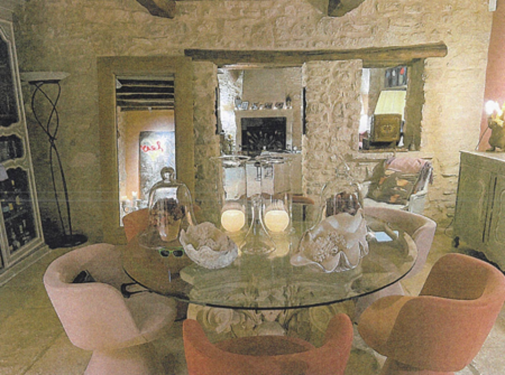 à vendre  Propriété/château Apt (84400)