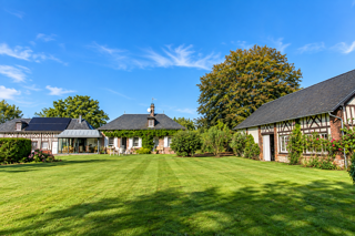  Propriété/château à vendre 7 pièces 225 m²