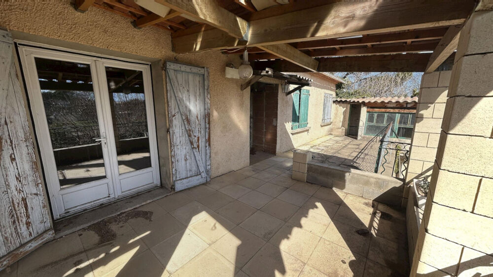 À VENDRE MAISON 200m2 AVEC T3 INDÉPENDANT À CARPENTRAS