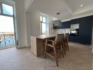  Appartement � vendre 4 pi�ces 131 m�