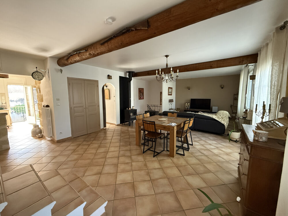 Belle maison de ville familiale avec jardin et garage