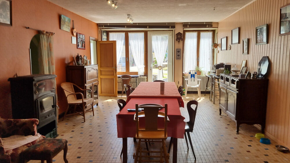 Dépt. 07 - A VENDRE au BEAGE - Immense Maison de Village de 280 m2 - Parcelle de 100 m2