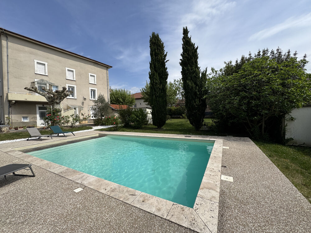 Demeure de caractère T7 rénovée avec piscine
