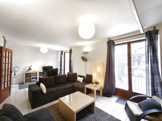  Maison à vendre 15 + pièces 160 m²