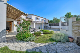  Propri�t�/ch�teau � vendre 7 pi�ces 230 m�