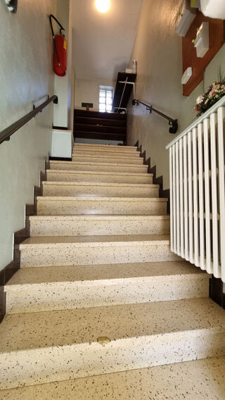  Maison � vendre 15 + pi�ces 280 m�