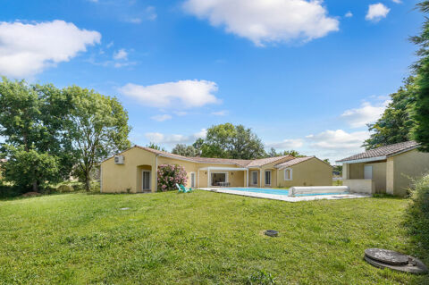   MAISON 6 PIECES 199,40 M2 SUR UN TERRAIN DE 2643 M2 Maison - 6 pièce(s) - 200 m²