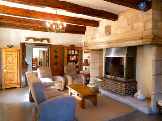  Proprit/chteau  vendre 9 pices 306 m