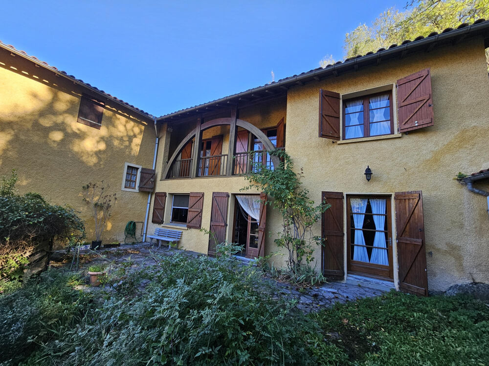 Maison 7 pièces 240 m² · à Luscan · 240 m² · 127 000 €