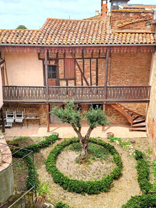  Maison � vendre 8 pi�ces 218 m�