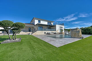  Maison � vendre 8 pi�ces 400 m�