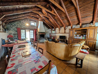  Ferme � vendre 7 pi�ces 175 m� Freycenet la cuche