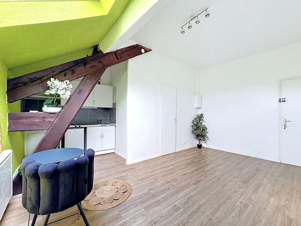 VAULNAVEYS-LE-HAUT - Studio 25M2