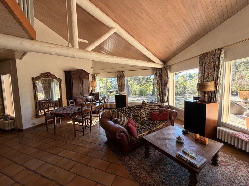 Vente Maison En exclusivité, Boissières sur 5300 m2 de terrain environ, villa d'architecte de 160 m2 3 chambres, Piscine co Boissieres