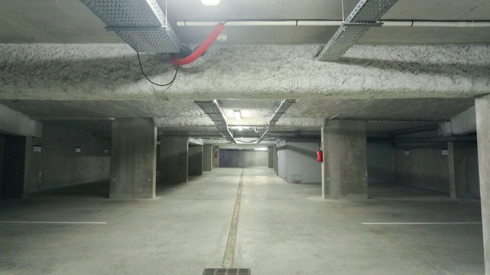   CHALLES-LES-EAUX / FACE MÉDIPÔLE   BUREAUX CLÉS EN MAIN AVEC STATIONNEMENT EXCEPTIONNEL Challes les eaux