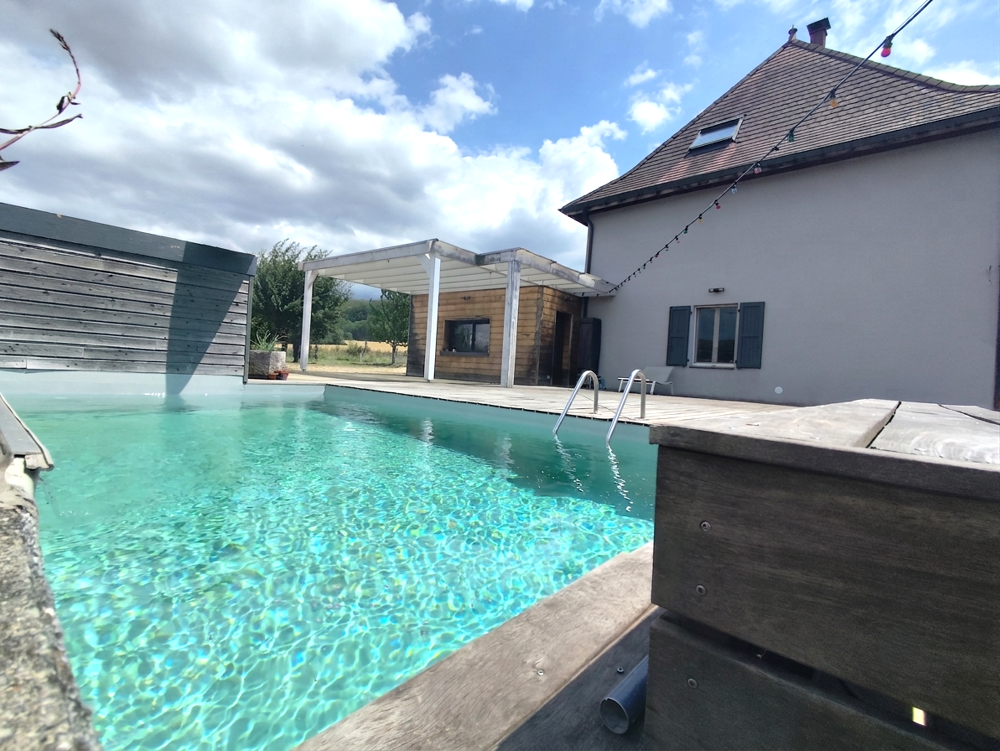 Vente Maison Maison T6  piscine et terrasse à Montferrat avec l'agence du bord du Lac Montferrat