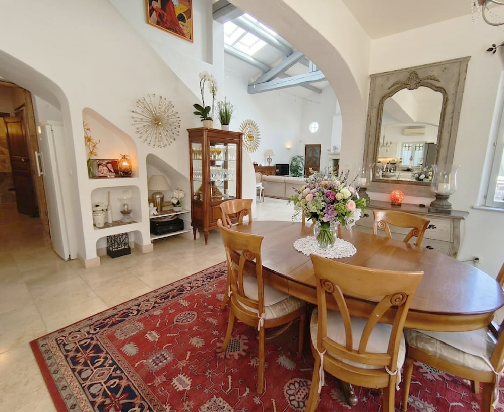 à vendre  Propriété/château Saint-Rémy-de-Provence (13210)