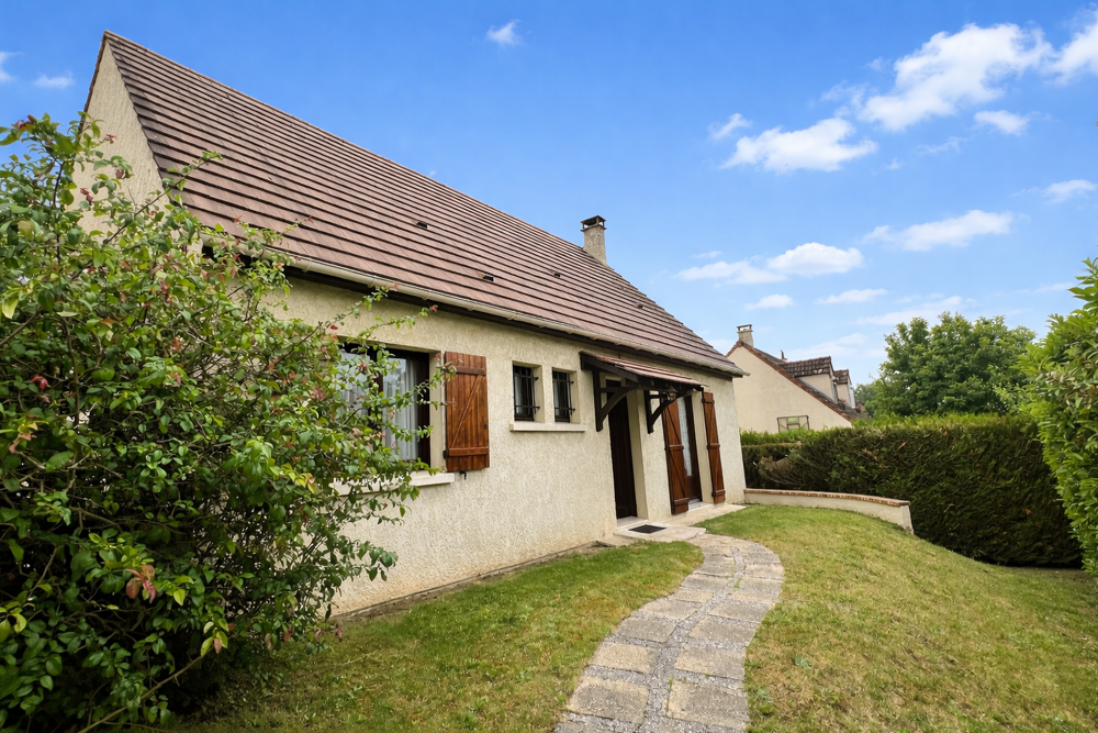 MAISON INDIVIDUELLE SUR SOUS SOL TOTAL