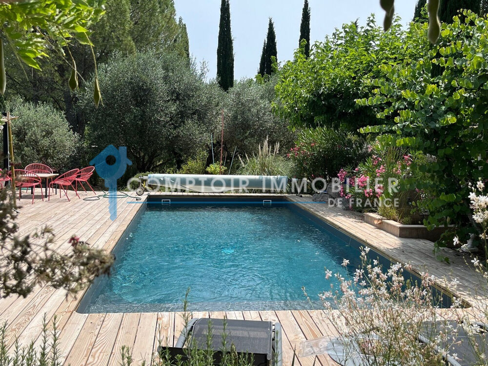 Vente Maison A Vendre GARD (30) - Villa d'architecte entirement rnove rcemment avec piscine et gte Uzes