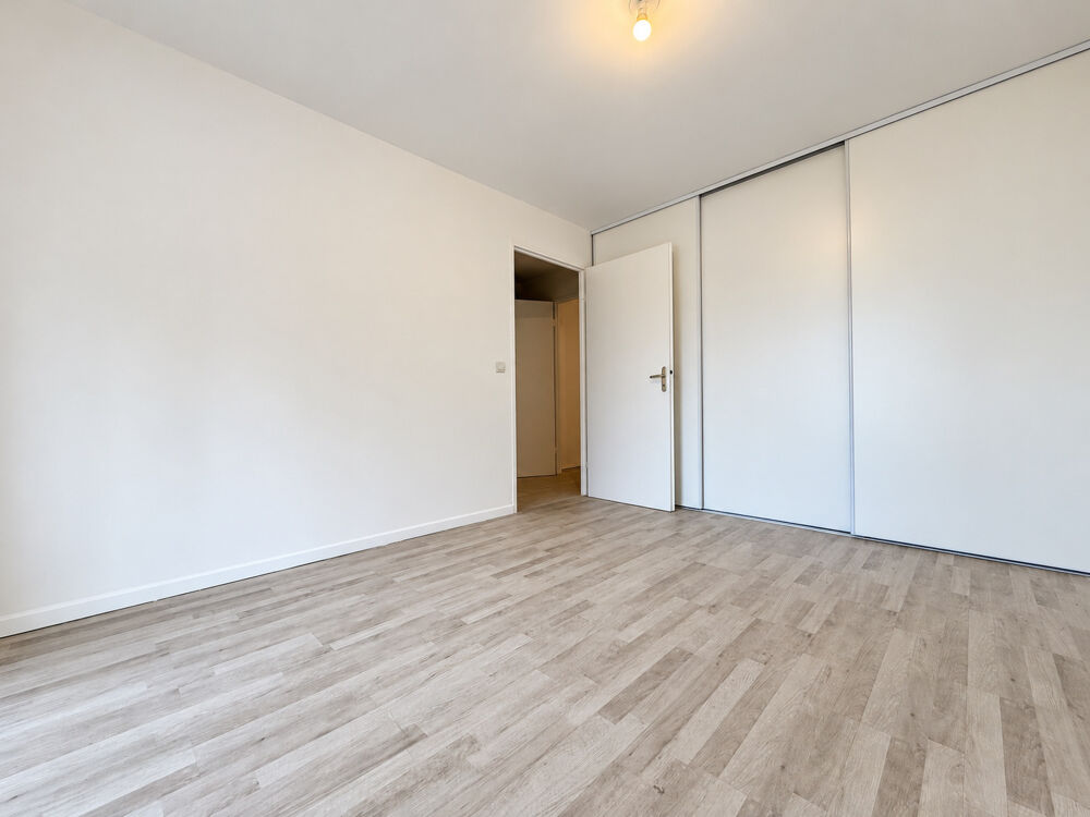 Vente Appartement A VENDRE DEPT 30 (GARD) GENERAC APPART T2 AVEC JARDINET ET PLACE DE PARKING Generac