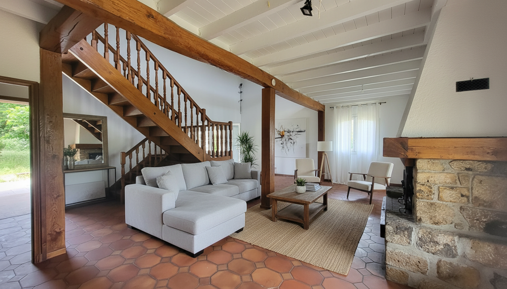 Villa Saint-Christol-Les-Ales de 218 m2 habitables sur un terrain de 2396 m2