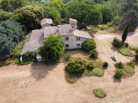   Dept 84 - Maubec - Propri�t� avec mas en pierre � r�nover Maison - 7 pi�ce(s) - 151 m�