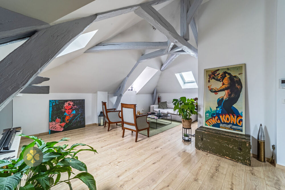 Appartement ancien T3 85 m2 utiles refait à neuf - Hyper centre de Neauphle-Le-Château (78)