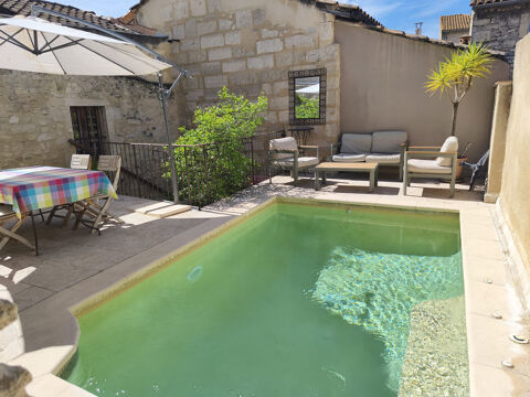   DPT (30) VALLABREGUES MAISON DE VILLAGE AVEC PISCINE Maison - 8 pi�ce(s) - 155 m�