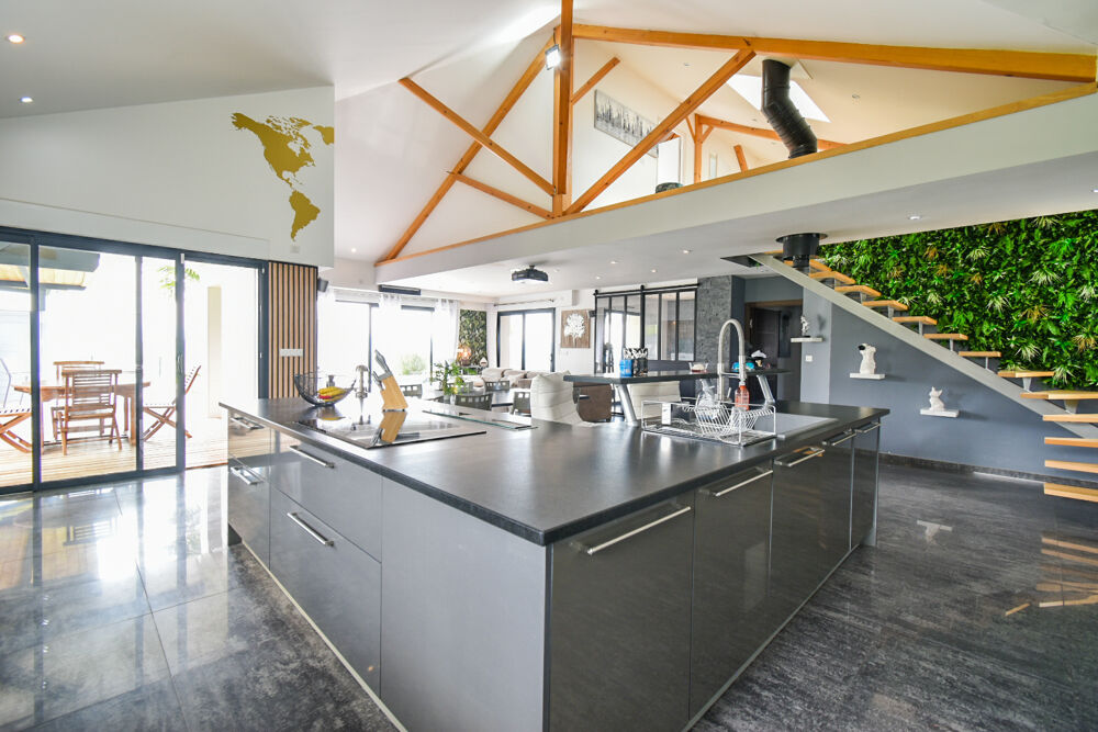 � vendre  Propri�t�/ch�teau Aiguebelette-le-Lac (73610)