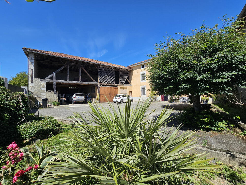 A vendre- Martres de rivière 31210 - Maison corps de ferme rénové T4 de 165 m2 avec dépendances