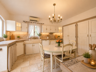  Propriété/château à vendre 13 pièces 380 m²