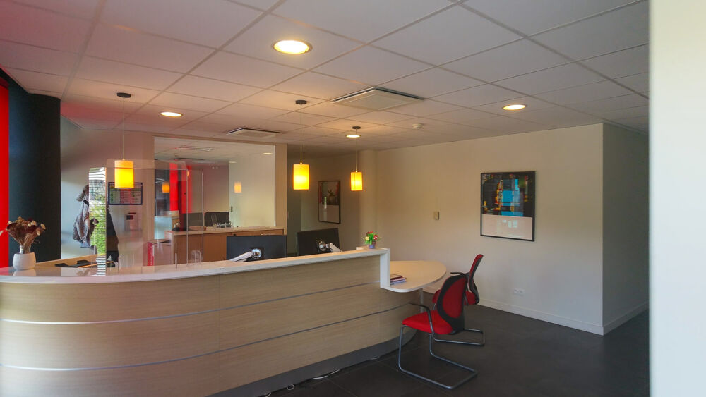   CHALLES-LES-EAUX / FACE MÉDIPÔLE   BUREAUX CLÉS EN MAIN AVEC STATIONNEMENT EXCEPTIONNEL Challes les eaux