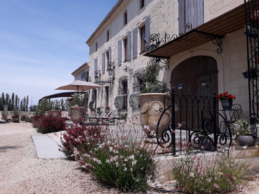   DPT (30) VALLABREGUES MAISON DE VACANCES AVEC PISCINE Languedoc-Roussillon, Vallabrgues (30300)