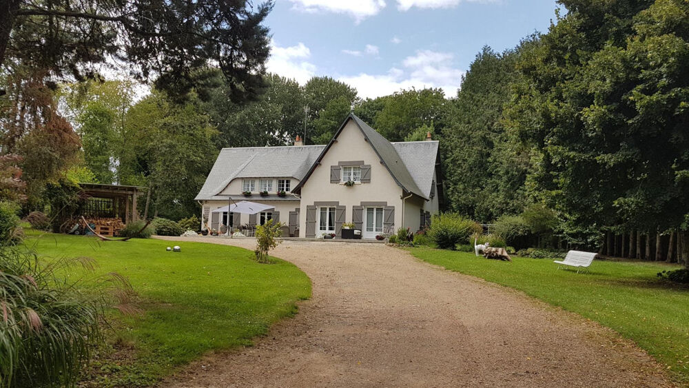 Maison 8 pièces 300 m² · à Mondoubleau · 300 m² · 315 000 €