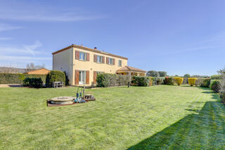  Maison à vendre 8 pièces 202 m²