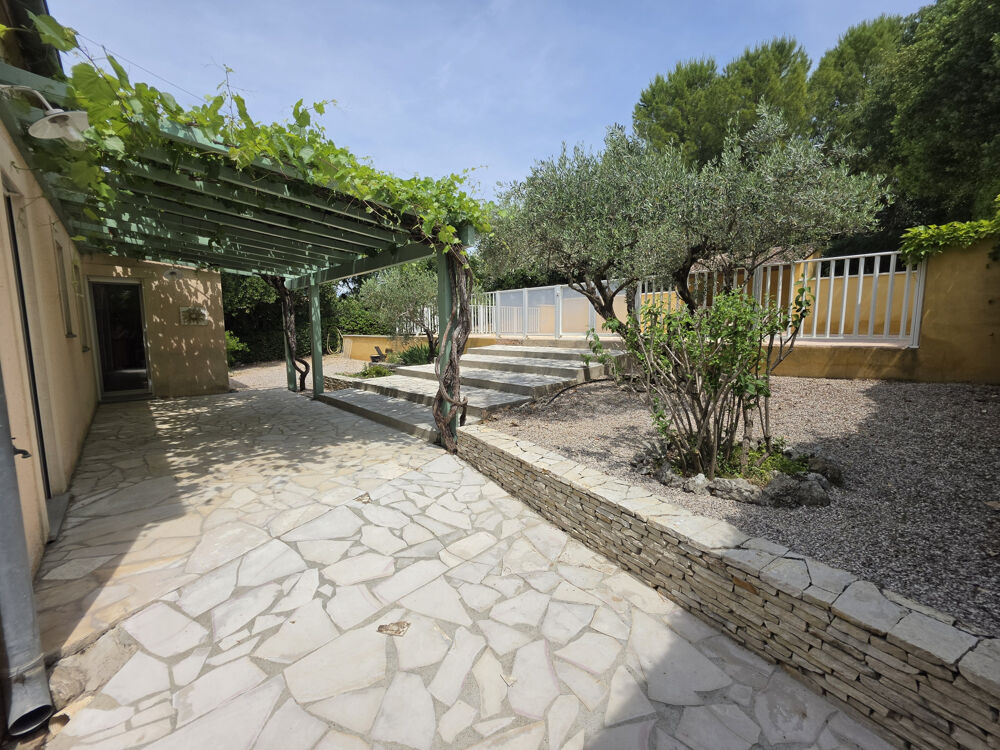 Vente Maison Dépt Hérault (34) -Aniane - À vendre - Villa T4/T5 avec terrasses, piscine, garage, sous-sol, parcelle de 1800 Aniane