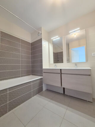  Appartement à vendre 3 pièces 68 m²