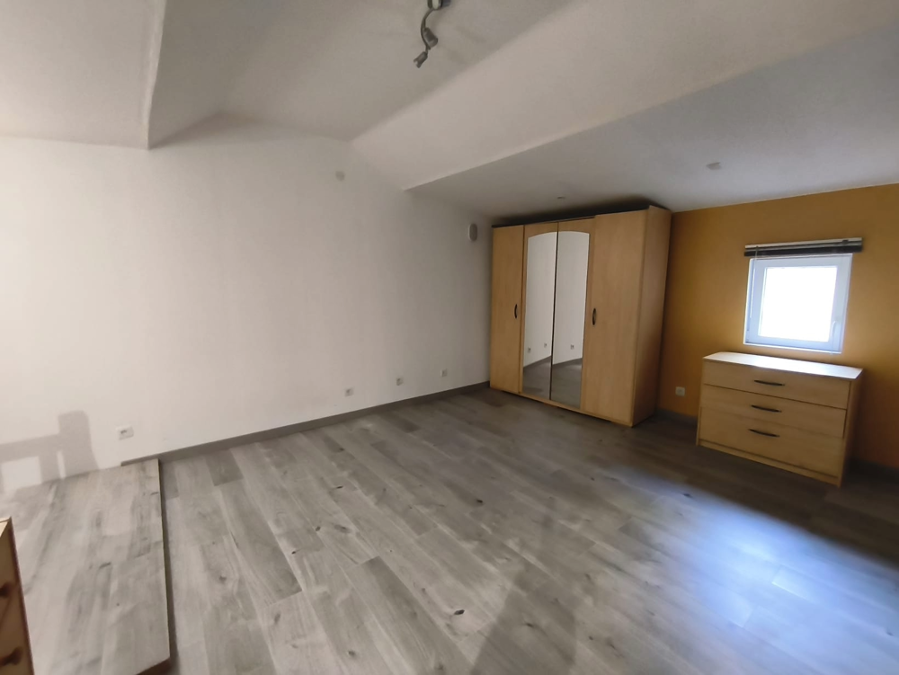 Vente Maison DPT (30) A vendre maison de ville de 110m2 avec garage et terrasse dans le centre historique de Beaucaire Beaucaire