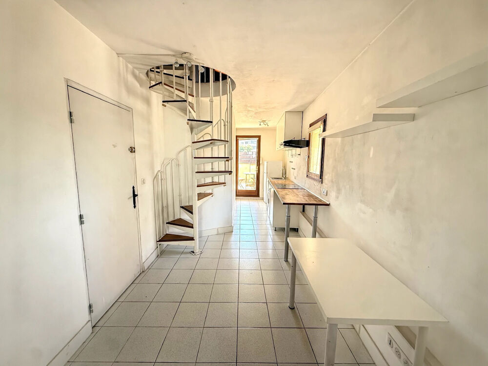 Vente Appartement Á VENDRE - Appartement T4 atypique avec grande terrasse et studio indépendant - place de stationnement Montpellier