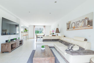  Maison � vendre 6 pi�ces 200 m�