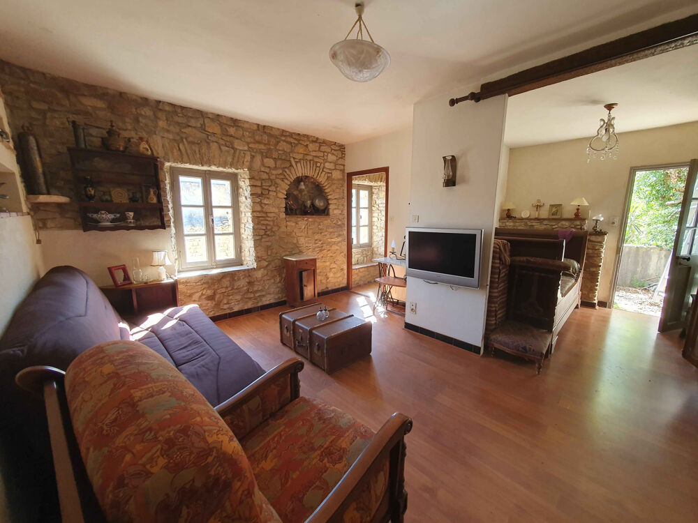 Village médiéval de la Vallée de la Cèze : Jolie Maison de village avec 2 terrasses ayant vue dominante