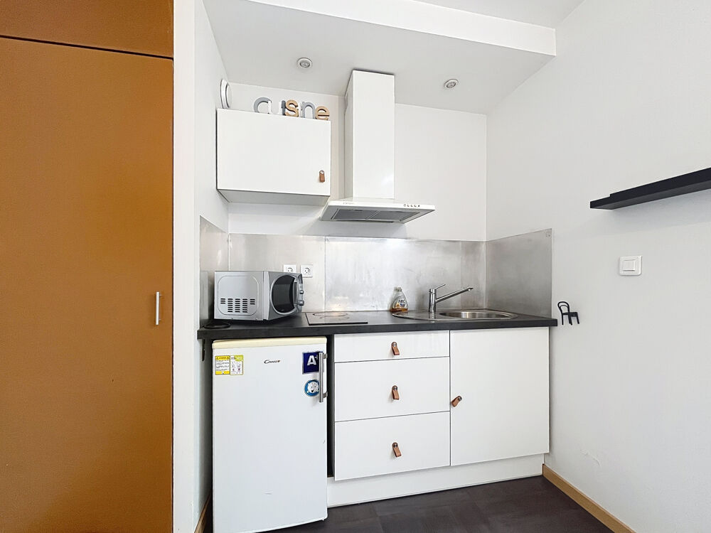 Location Appartement Isère (38) - A LOUER - Meublé - Studio 21m2 à Grenoble. Europole - Gare - Ecole de Management Grenoble